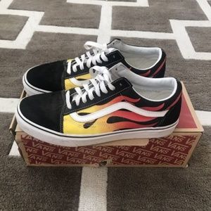 vans old skool flame black & white skate shoes